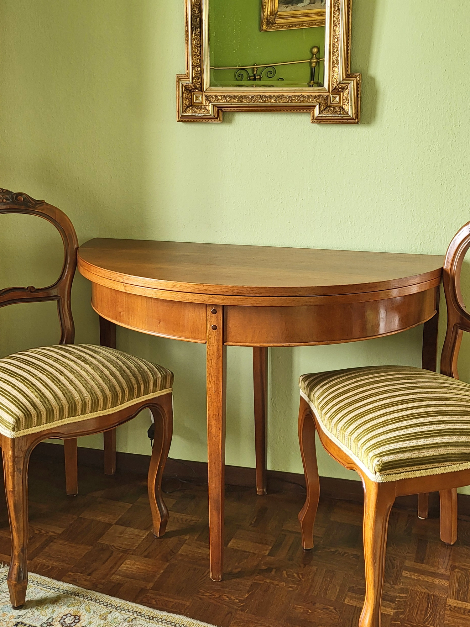 <p>Abgeschlossenes Projekt 2024<br
/>Hotel Villa Carona, Carona</p>