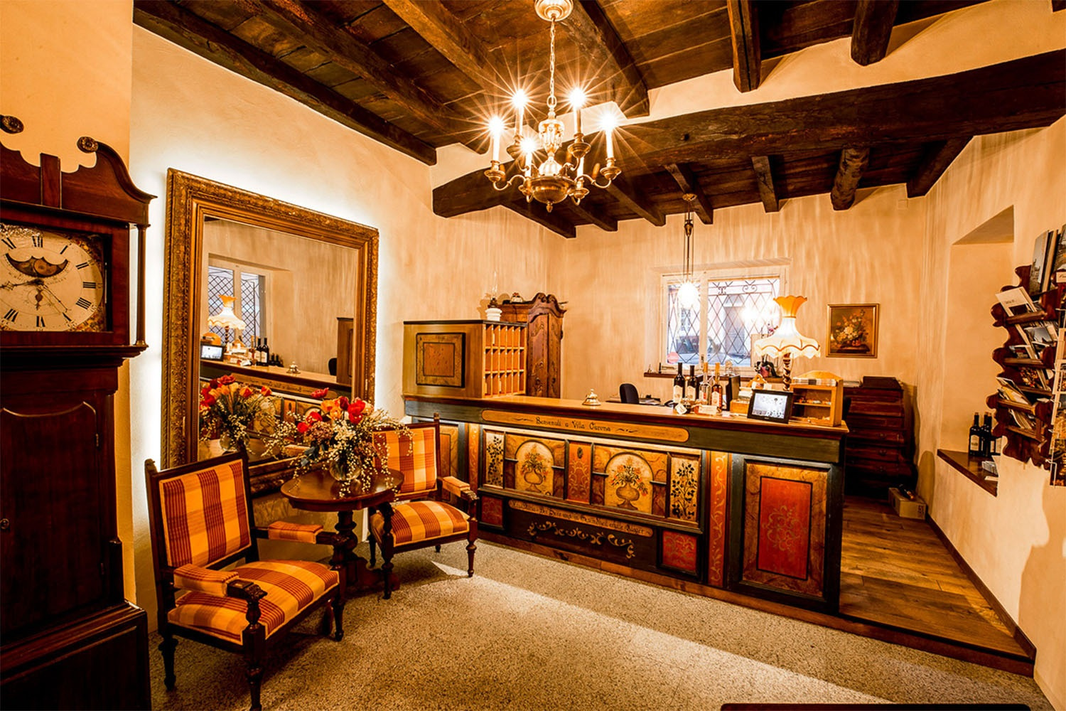 <p>Abgeschlossenes Projekt 2015<br
/>Hotel Villa Carona, Carona</p>